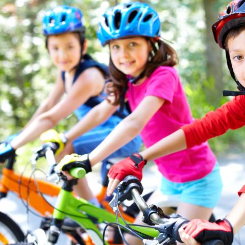 kinderen op de fiets met bike2school